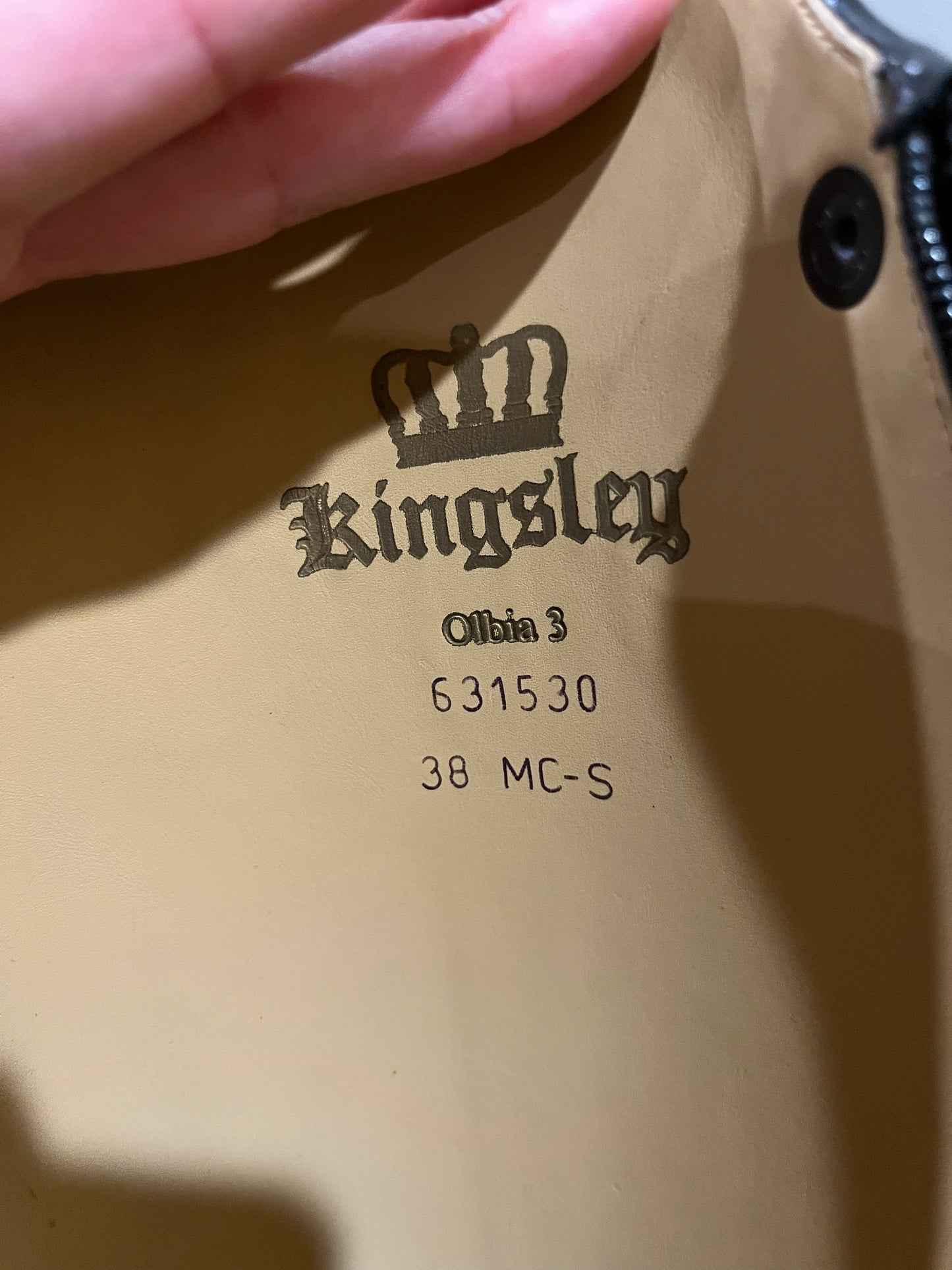 Kingsley Olbia 3- gently used